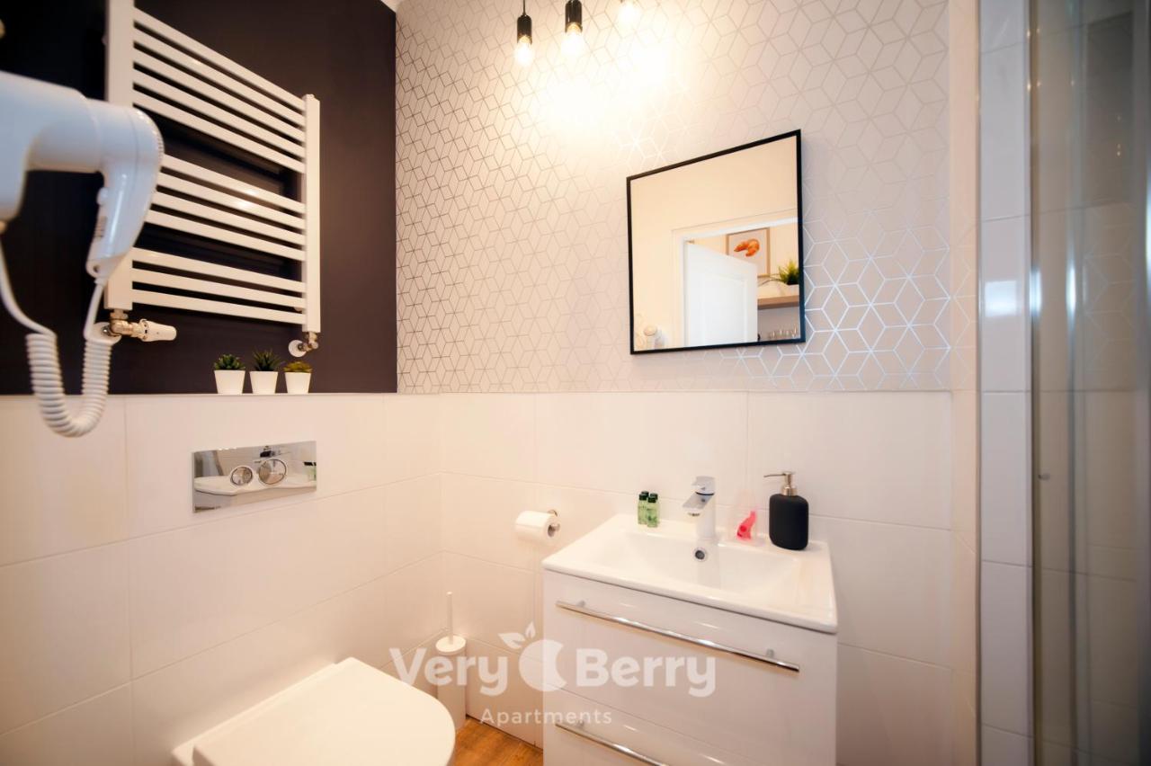 Very Berry - Glogowska 35A - Mtp Apartments - Self Check In 24H Poznaň Exteriér fotografie